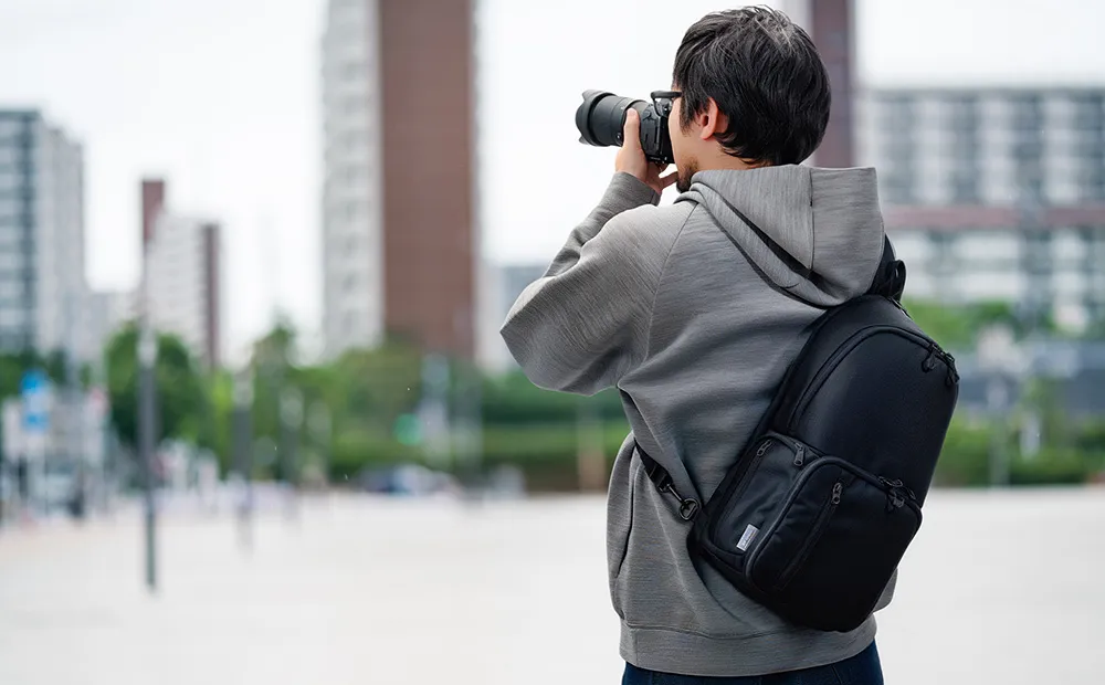 豊岡鞄×Enduranceスリング カメラバッグ